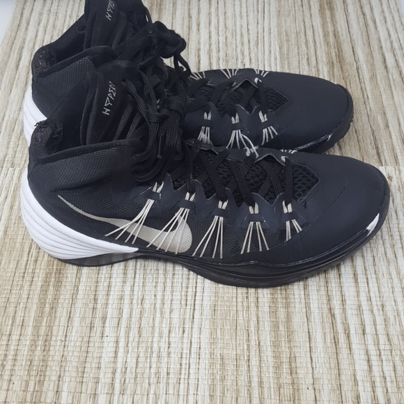Nike Womens Hyperdunk - Picture 2 of 8